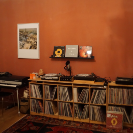 MUSIC OF COLOR